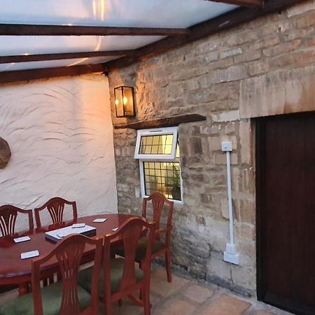 Quirky Cottage - Dogs Welcome Corsham Exterior foto